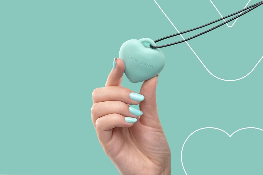 Мини-вибратор &laquo;Сердечко&raquo; FairyGasm PleasureStone green, 9 режимов, на шнурке SX0644 фото