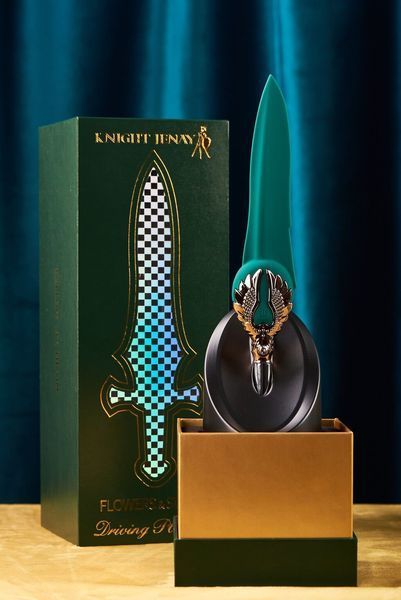Изысканный вибратор Knight Jenay FLOWERS & SWORD, маска, лента и лубрикант в комплекте SO6557 фото