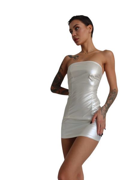 Мини-платье D&A, M, white, nylon-lycra открытые плечи с молнией на всю длину SX1241 фото